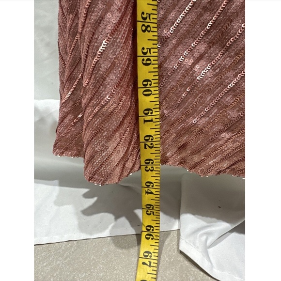 NWT $1395 Rene‎ Ruiz Collection [ 10 ] V-Neck Sequin Column Gown in Pink - Picture 13 of 15